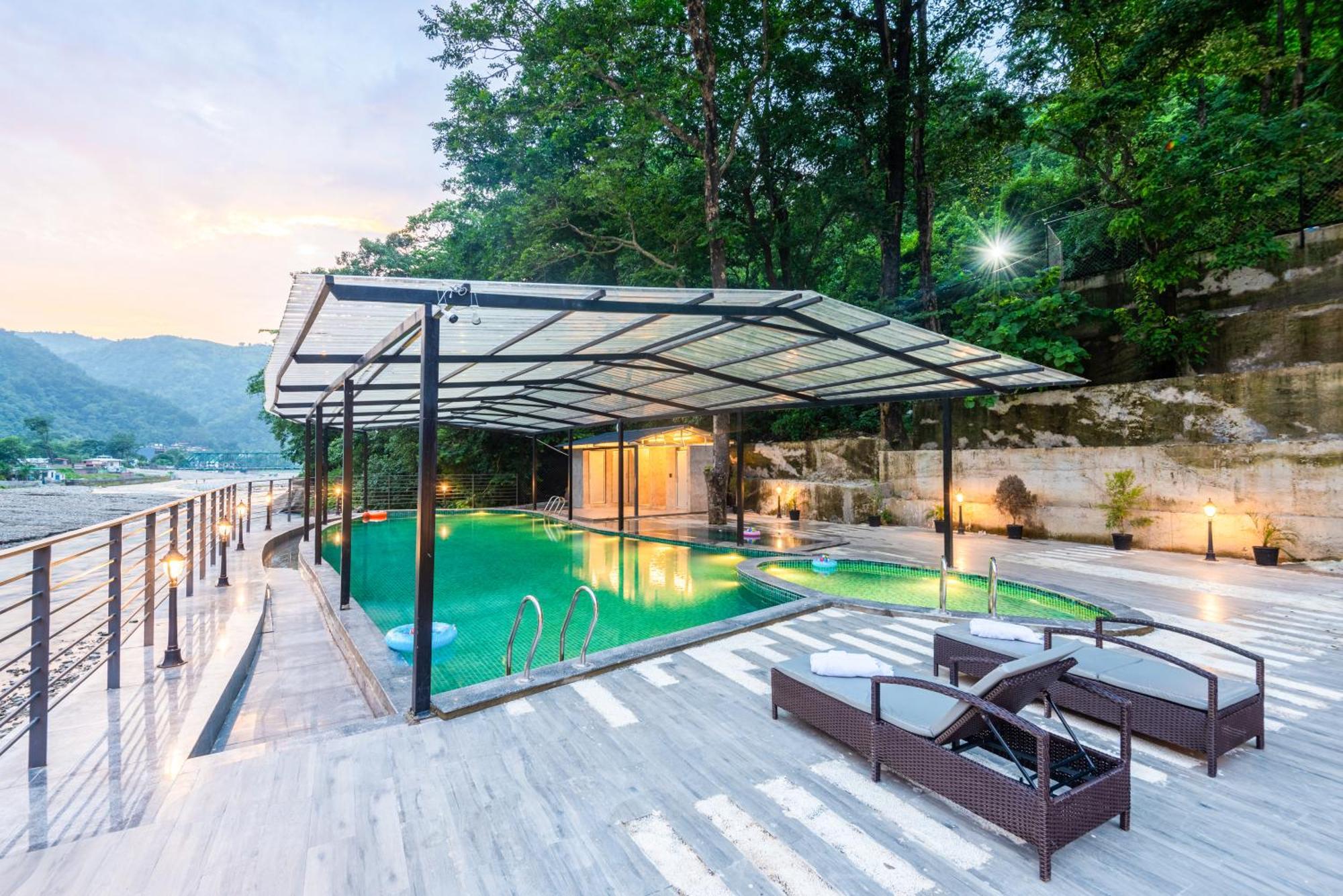 Dls Divine River Resort And Spa, Rishīkesh Екстериор снимка
